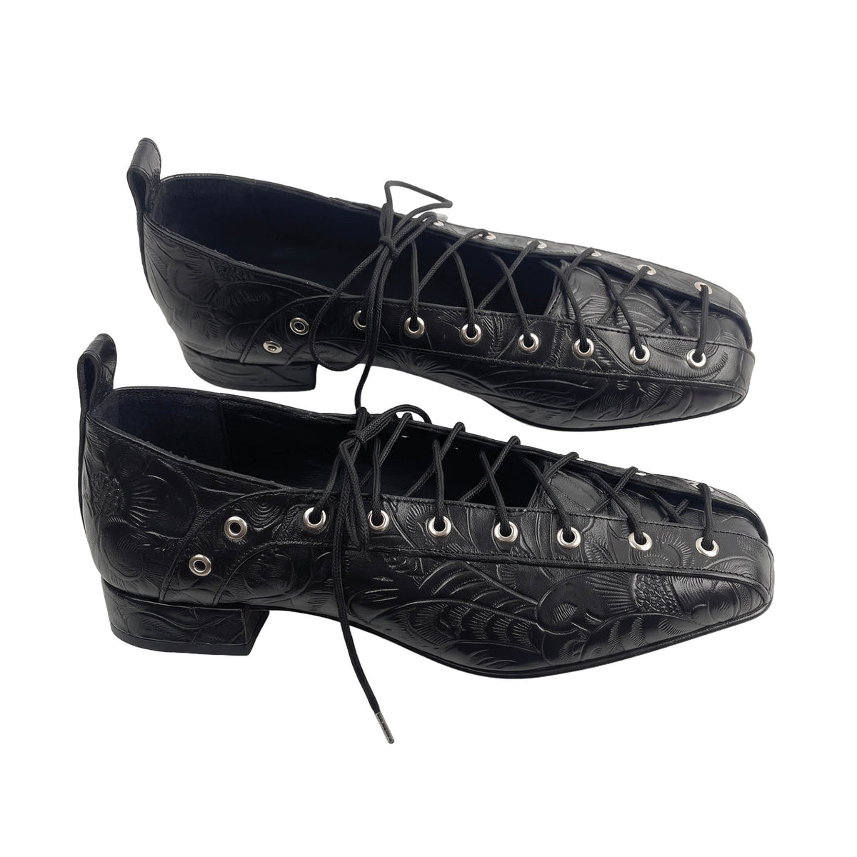 EYELET FLATS