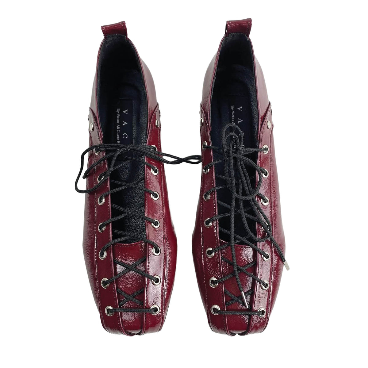 EYELET FLATS