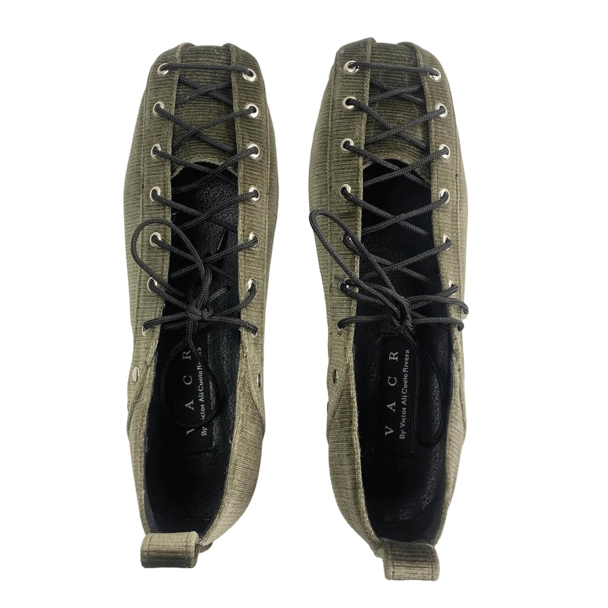EYELET FLATS